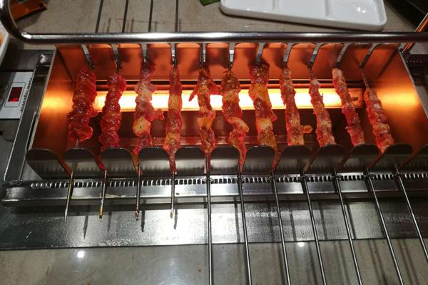 室內全自動翻轉燒烤機的未來發展趨勢是什么樣的呢？